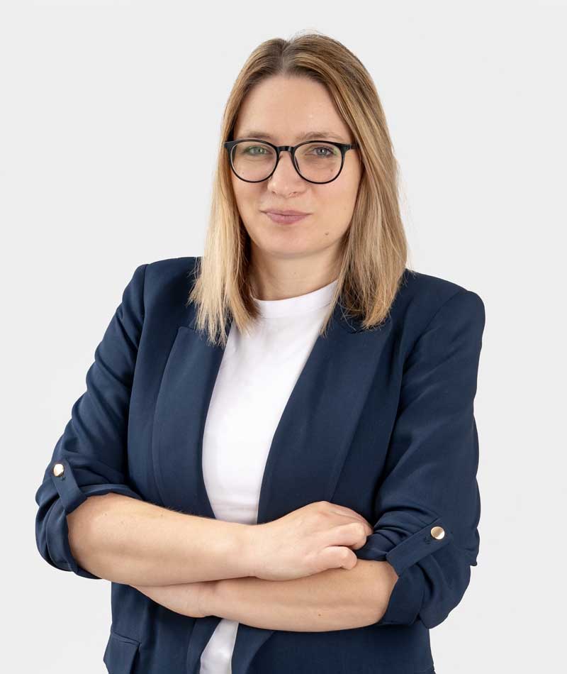 Urska_Krajnc_Resolucija_web